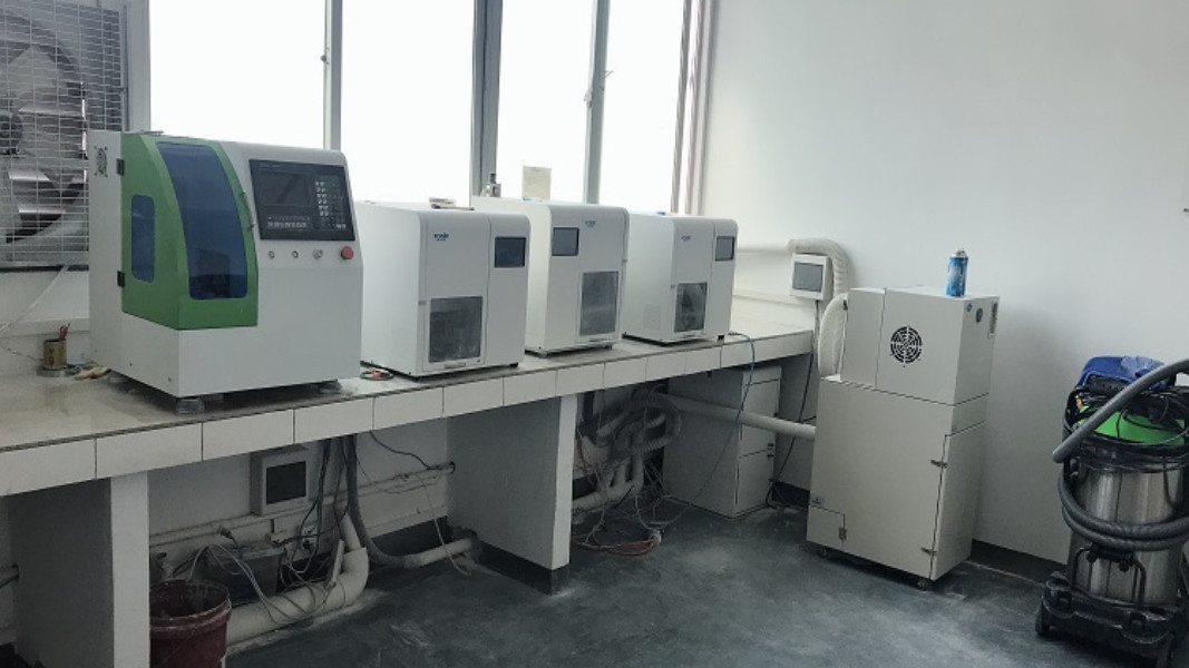 中国 China C B Dental Lab Co. Limited 会社概要